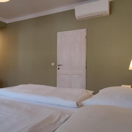 Sabines Apartments Ferienwohnungen Фрауэнкирхен Экстерьер фото