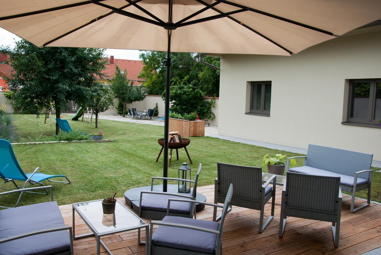 Sabines Apartments Ferienwohnungen Фрауэнкирхен Экстерьер фото